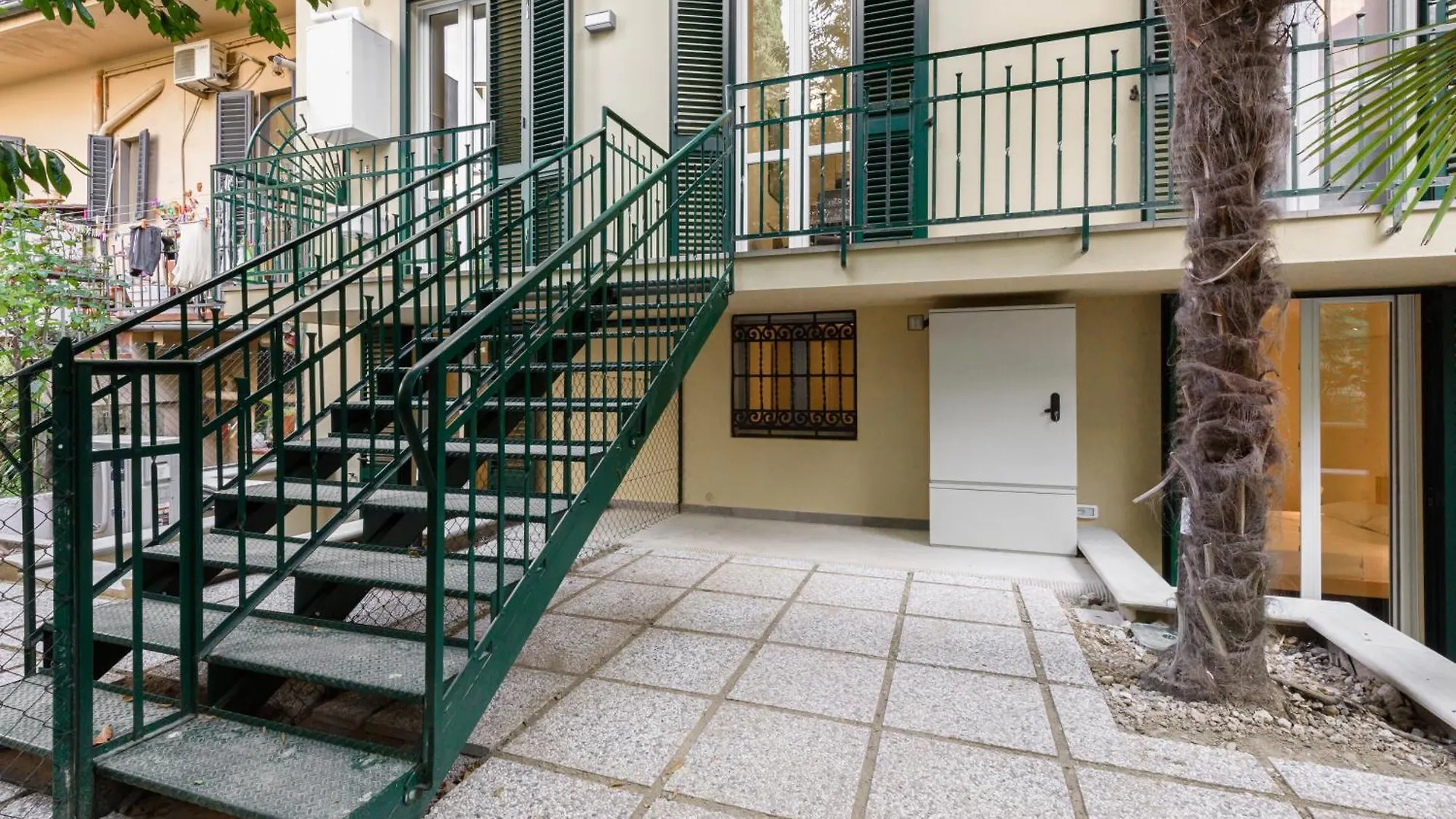 Flora - Brand New Apartment Near Historic Center Florenz