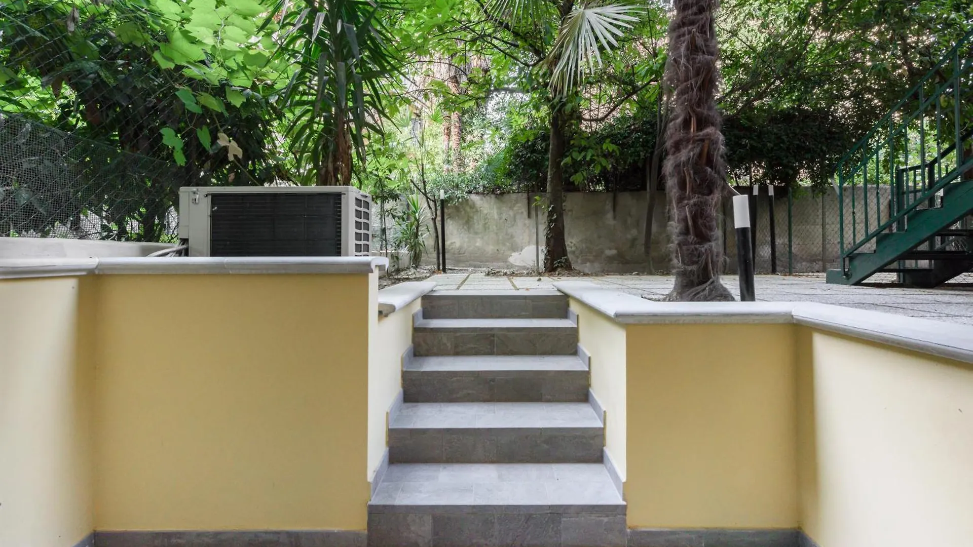 Flora - Brand New Apartment Near Historic Center Florenz 0*,